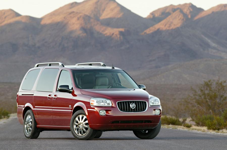  Buick Terraza CXL 2004 года  (фото 14 из 35)